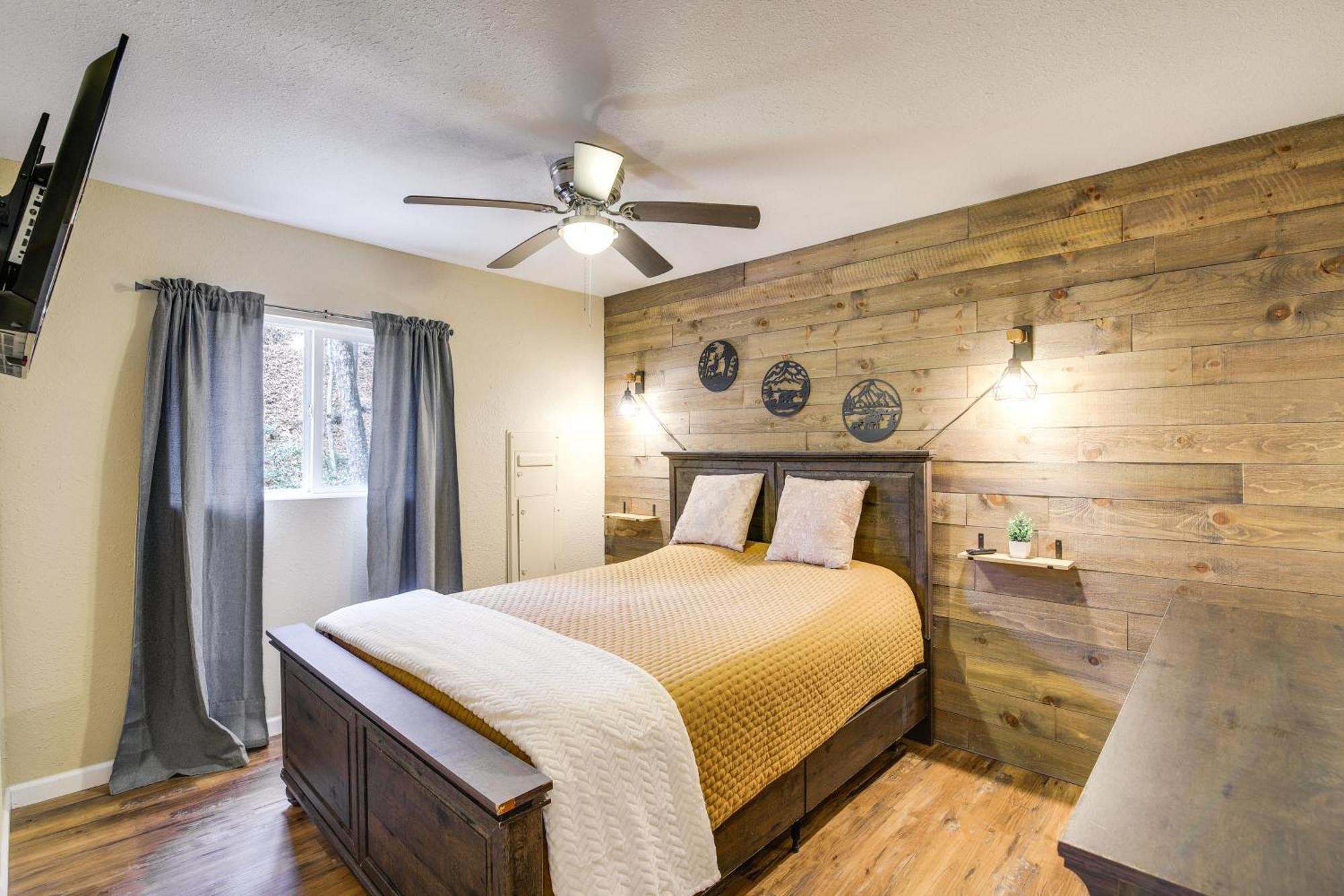 Updated Cobbly Nob Resort Home With Hot Tub! Gatlinburg Exterior photo